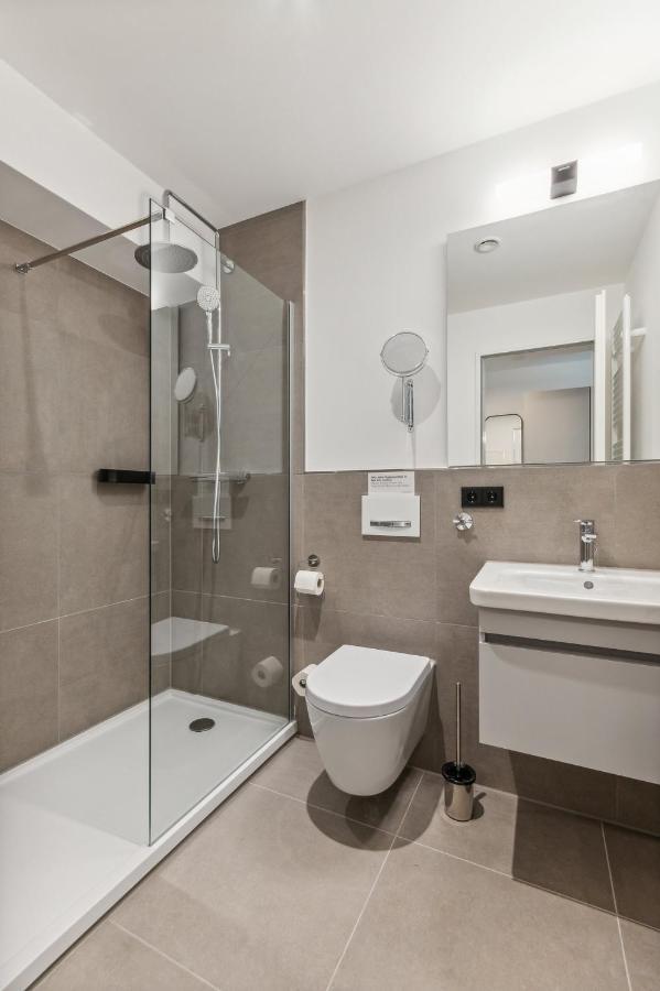 Limehome Oberhausen Paul-Reusch-Str Exteriör bild