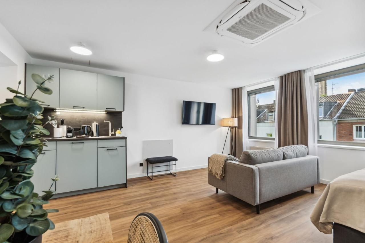 Limehome Oberhausen Paul-Reusch-Str Exteriör bild