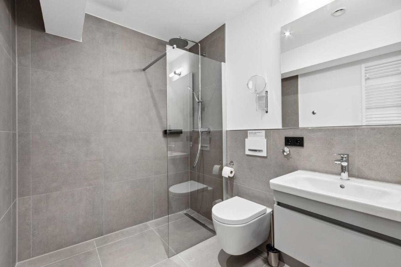 Limehome Oberhausen Paul-Reusch-Str Exteriör bild