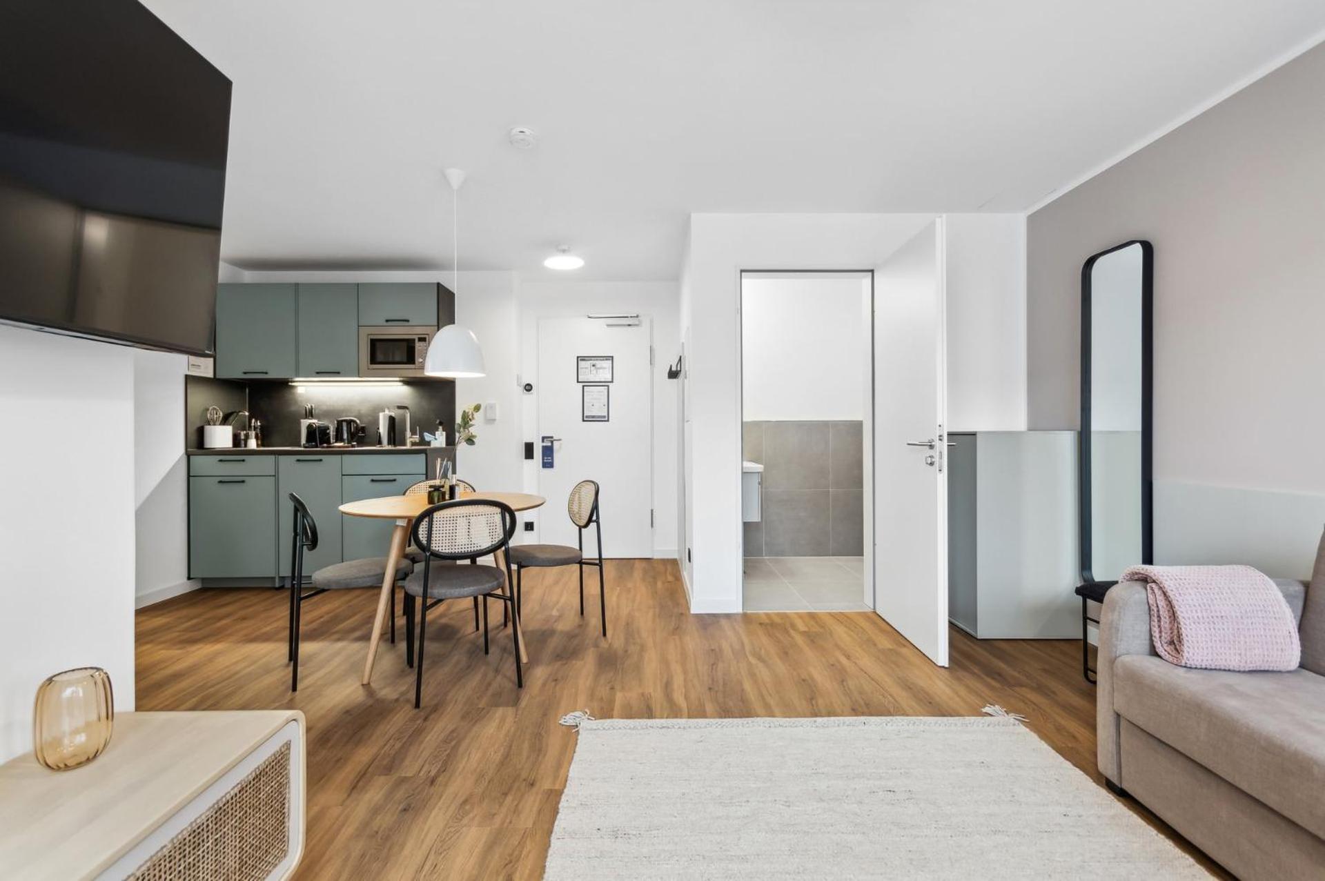 Limehome Oberhausen Paul-Reusch-Str Exteriör bild