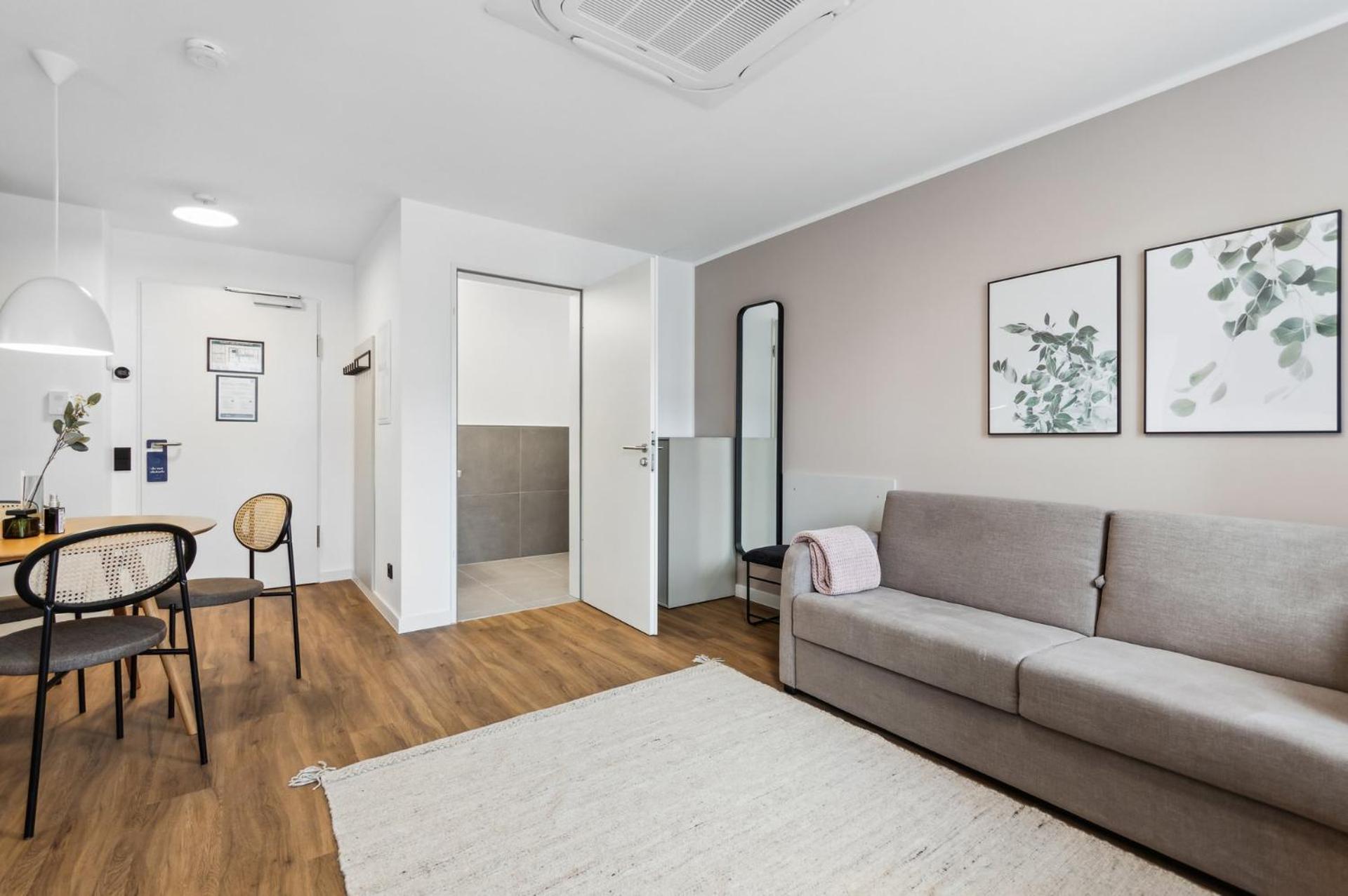 Limehome Oberhausen Paul-Reusch-Str Rum bild